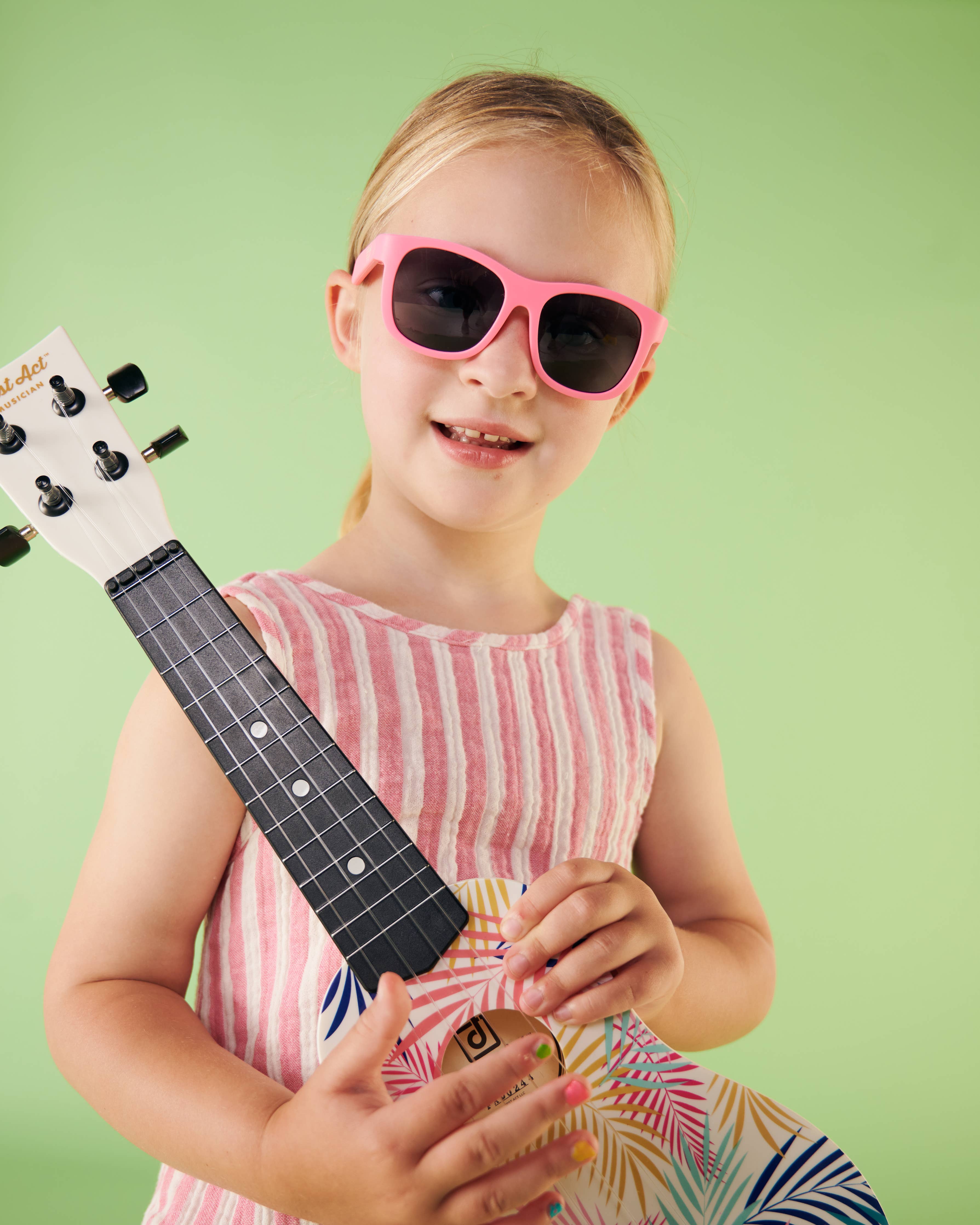 Think Pink Navigator Baby and Kids Sunglasses: Ages 3-5