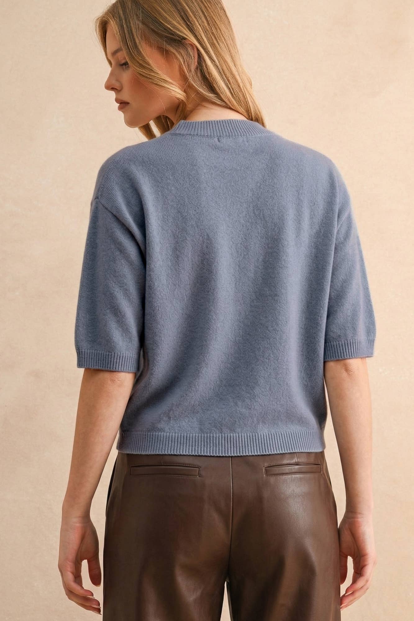 T3675   SHORT SLEEVE SWEATER TOP: CASHMERE BLUE / S