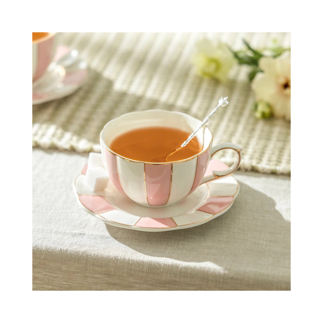 Pink And White Scallop Tea Cup And Saucer 7oz