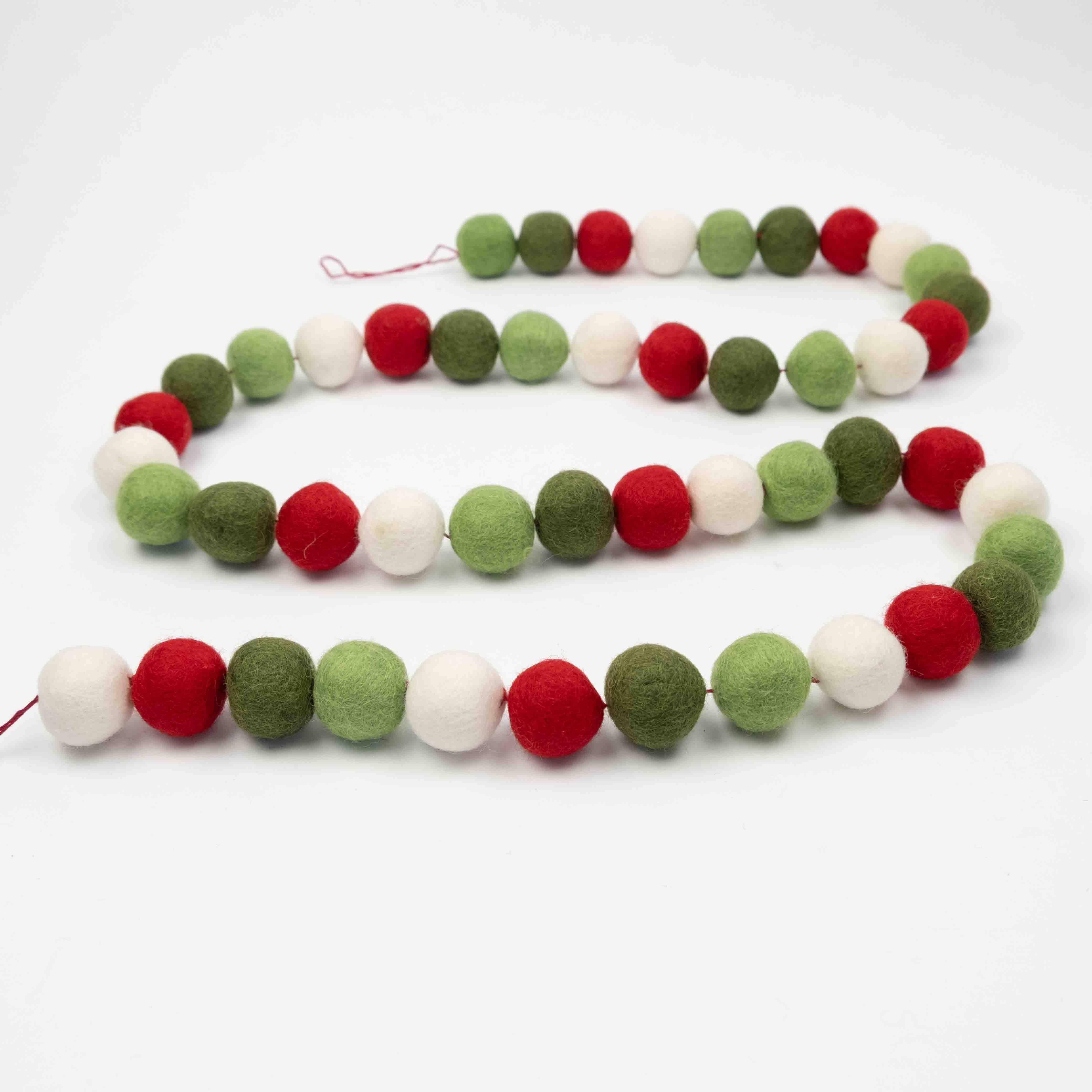 Garland - Christmas Red Green White Balls - Christmas Decor