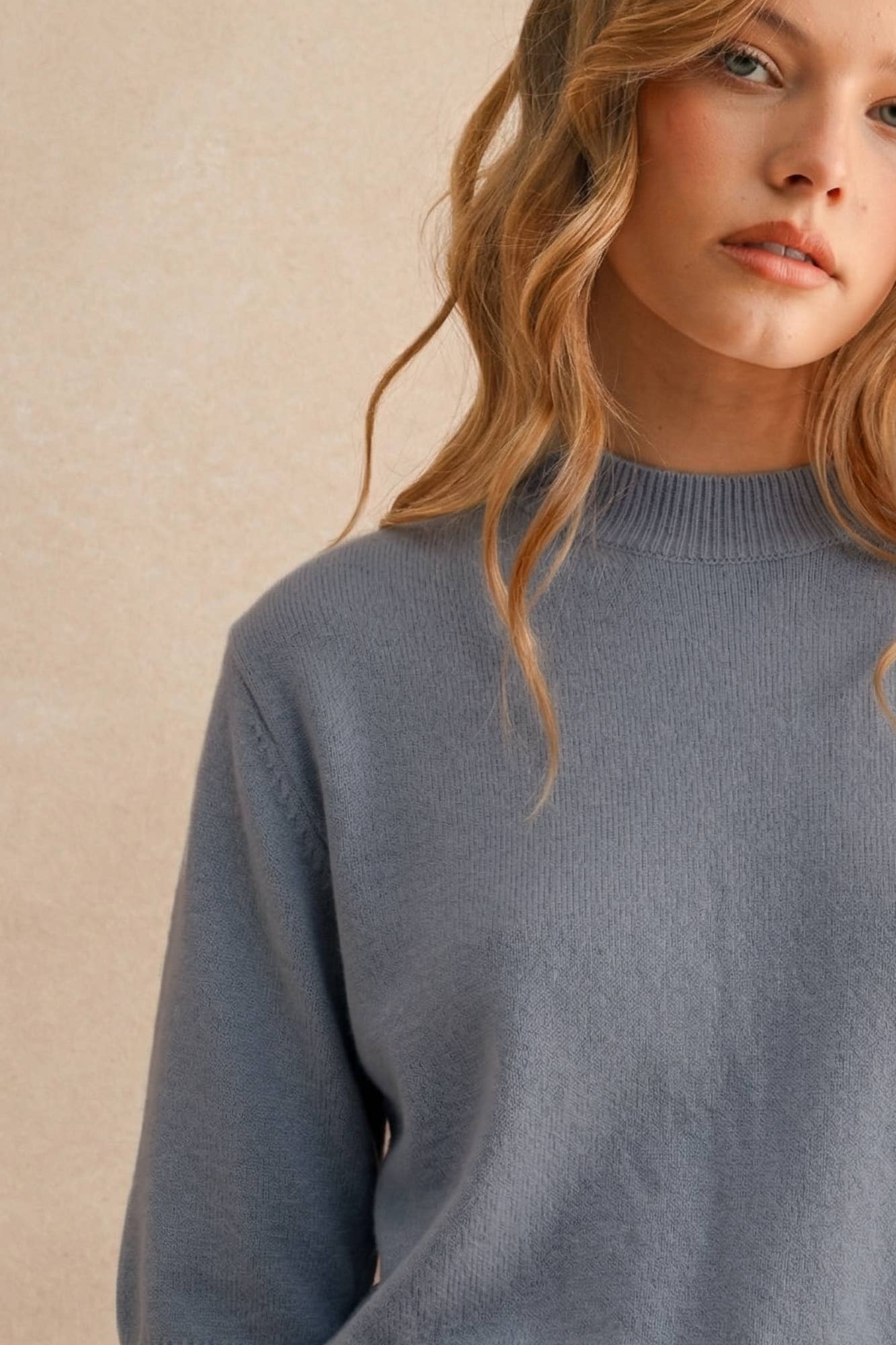T3675   SHORT SLEEVE SWEATER TOP: CASHMERE BLUE / L