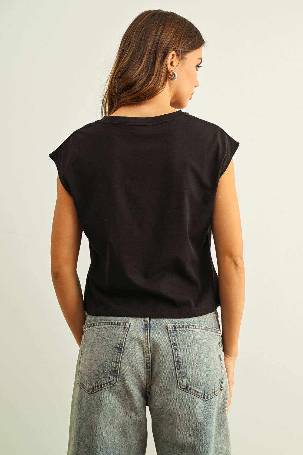 ET6371   ROUND NECK WAIST DETAILED CAP SLEEVE TOP: MISTY WHITE / L