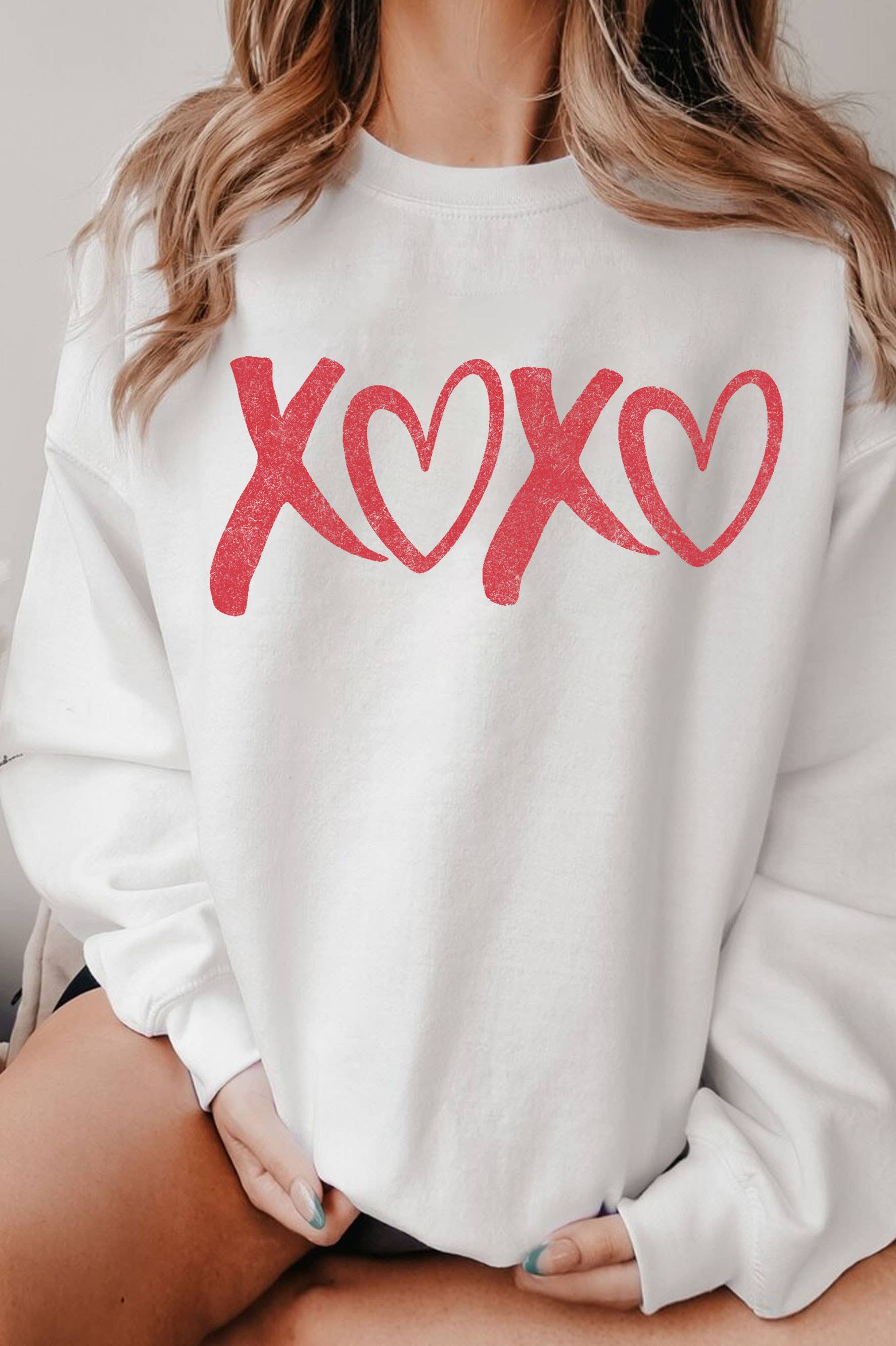 XOXO VALENTINE GRAPHIC BRUSHED SWEATSHIRTS: NATURAL