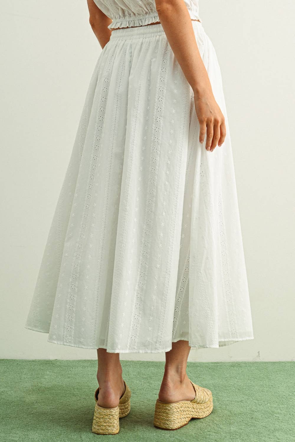 S6546ST   EMBROIDERY ELASTIC BAND WAIST FULL SKIRT: IVORY / S