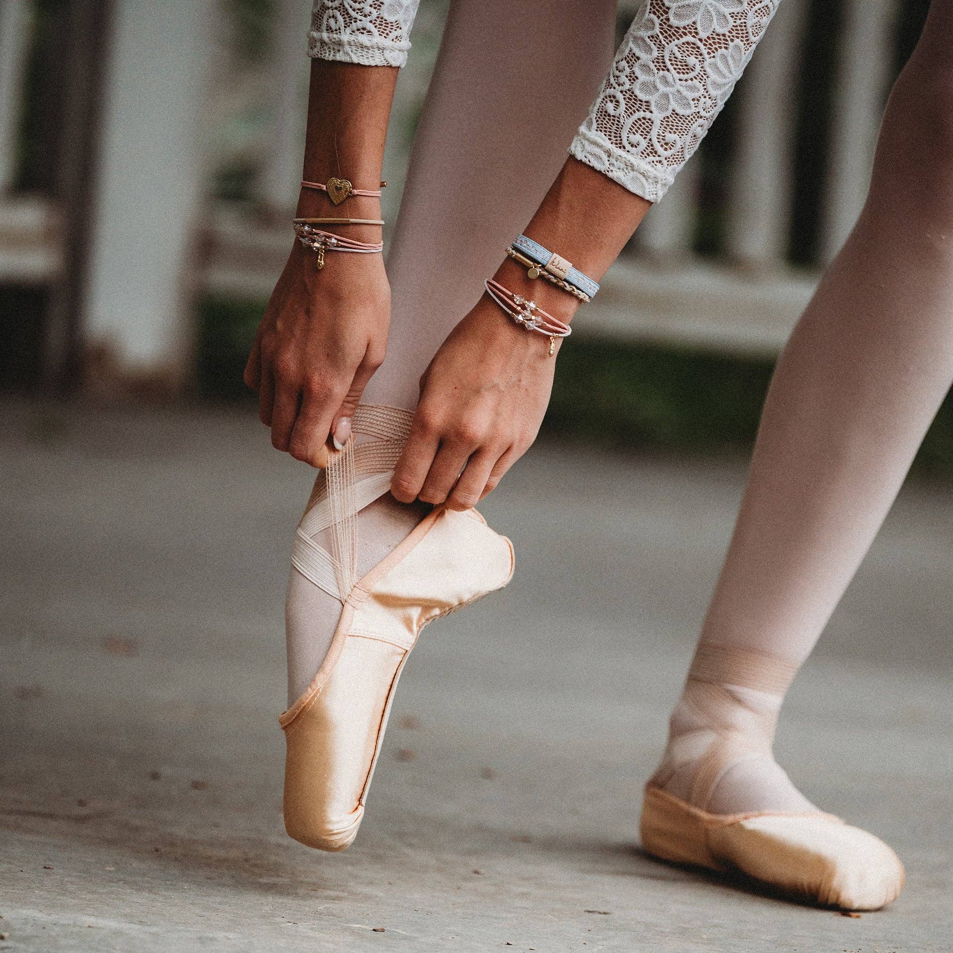"Relevé" Pink Floral with Ballet Slipper Hair Tie Bracelets: Medium