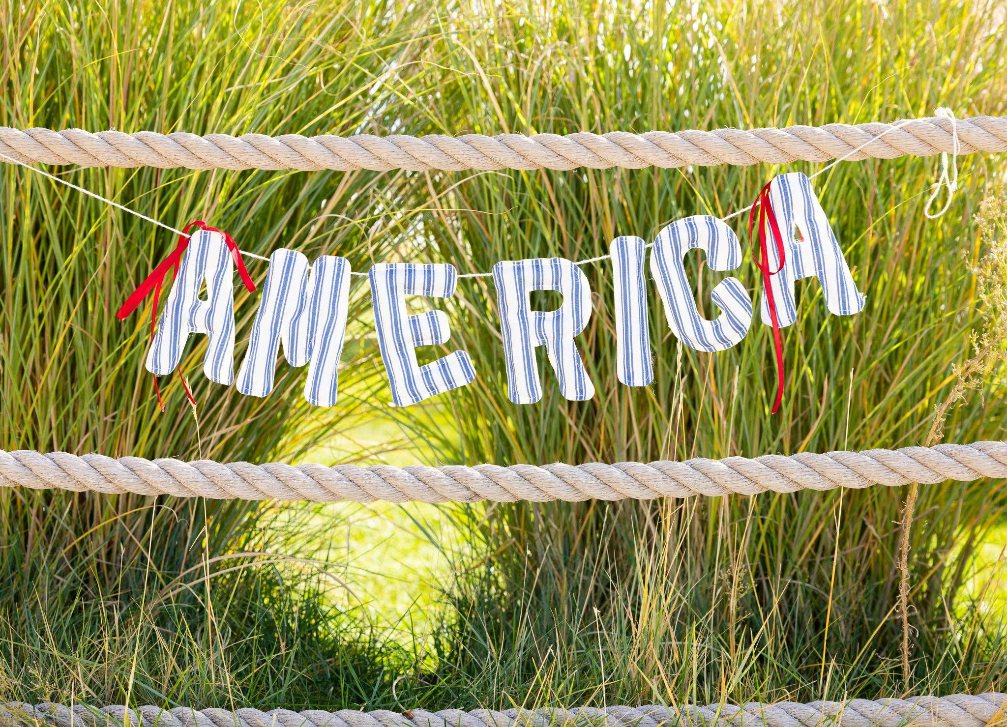 HAM1204 - America Ticking Linen Puffy Banner