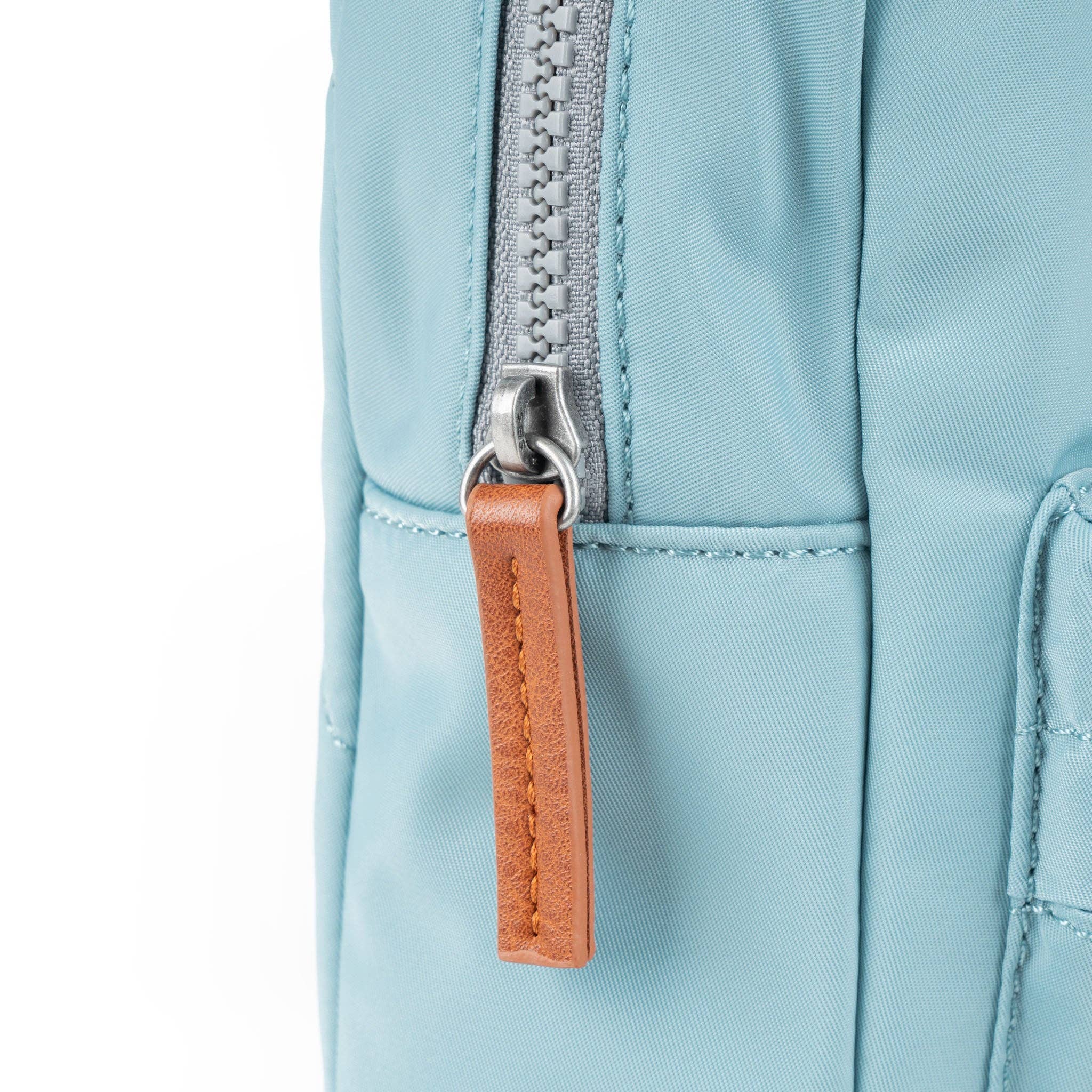 Willesden Sling Bag in Spearmint Nylon: Large
