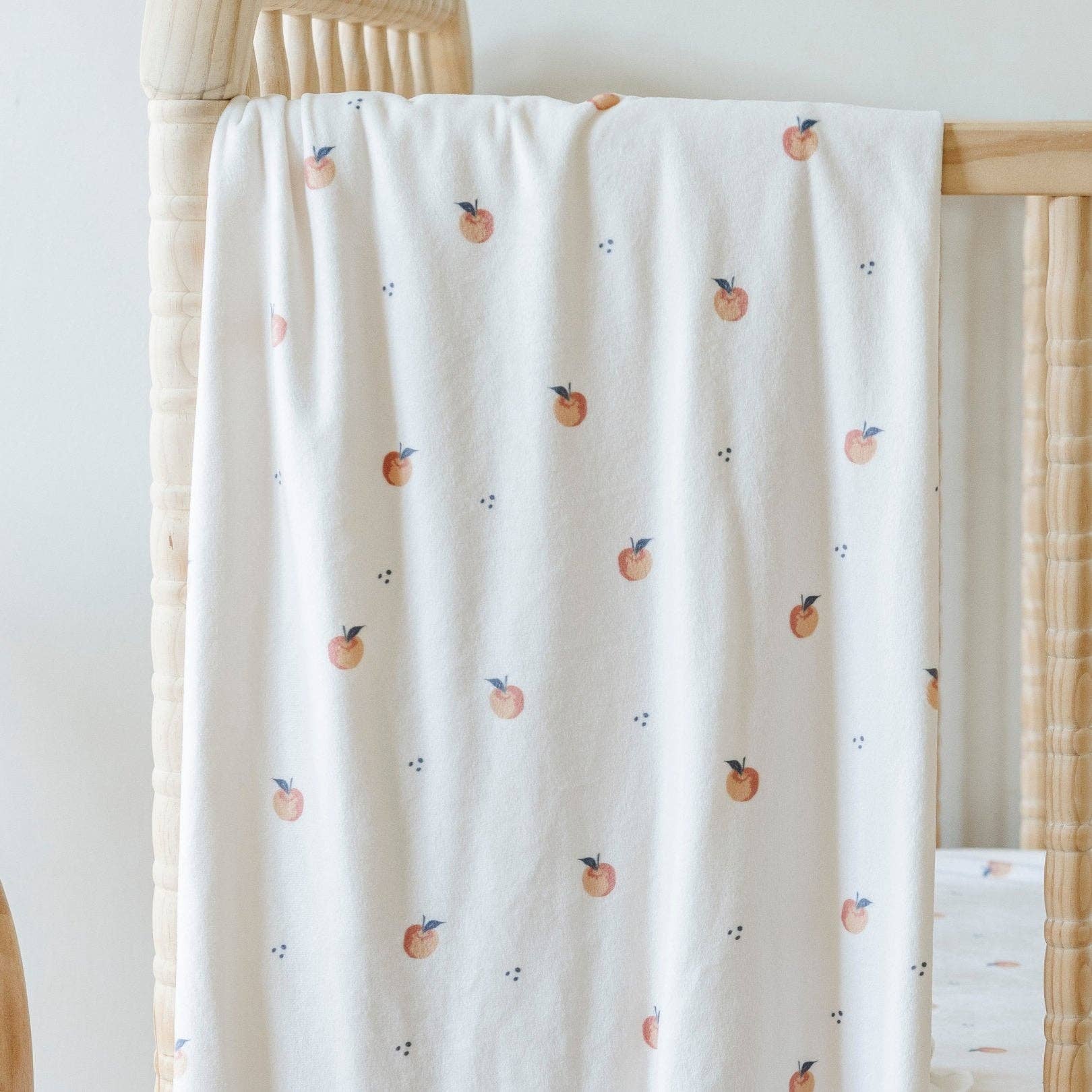 MINKY STRETCH LUXE SWADDLE/BLANKET: Floral