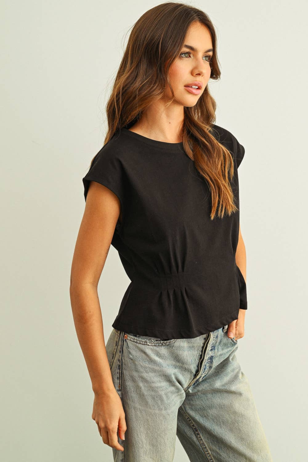 ET6371   ROUND NECK WAIST DETAILED CAP SLEEVE TOP: MISTY WHITE / S