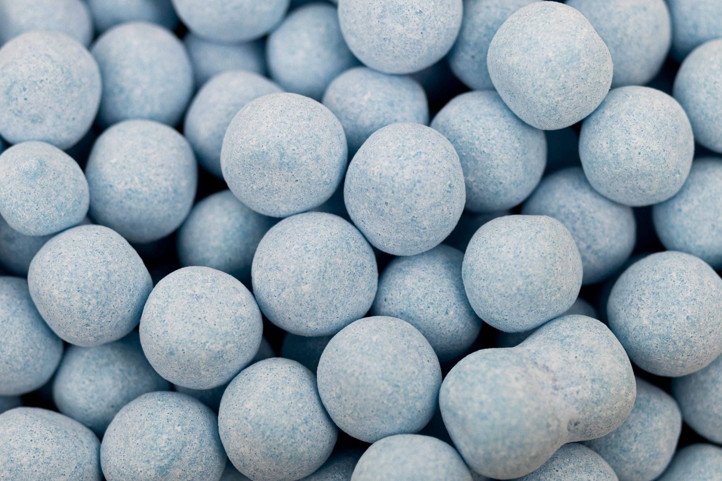 Cloetta Soft Blue Raspberry Bites 7.15lbs