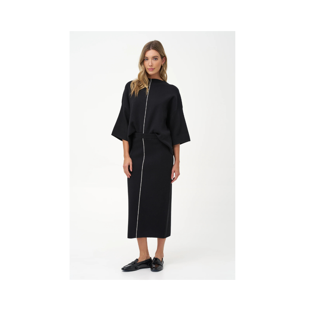 Black Knit Sweater 33-RS011X