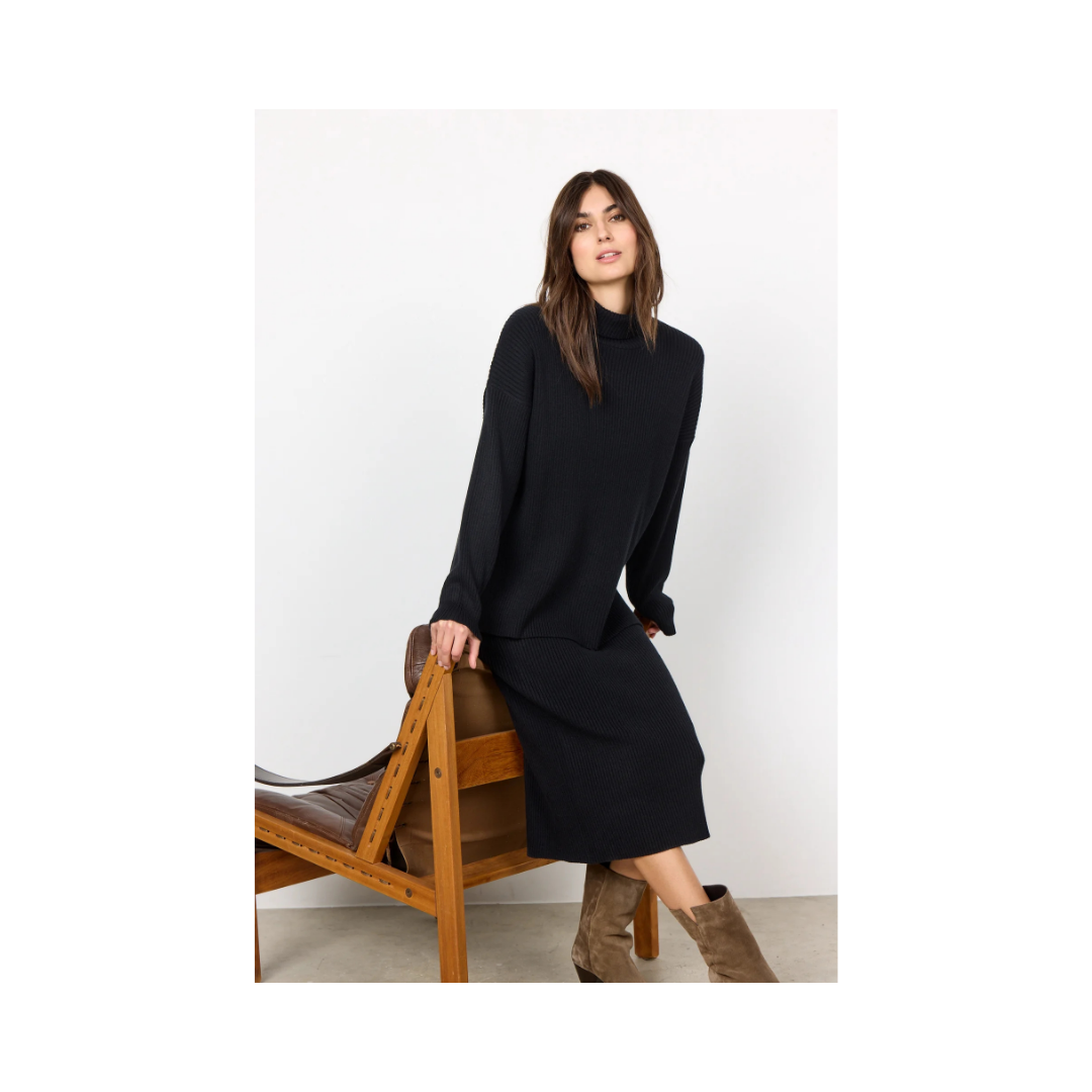 Black Kanita 8 Turtleneck Sweater