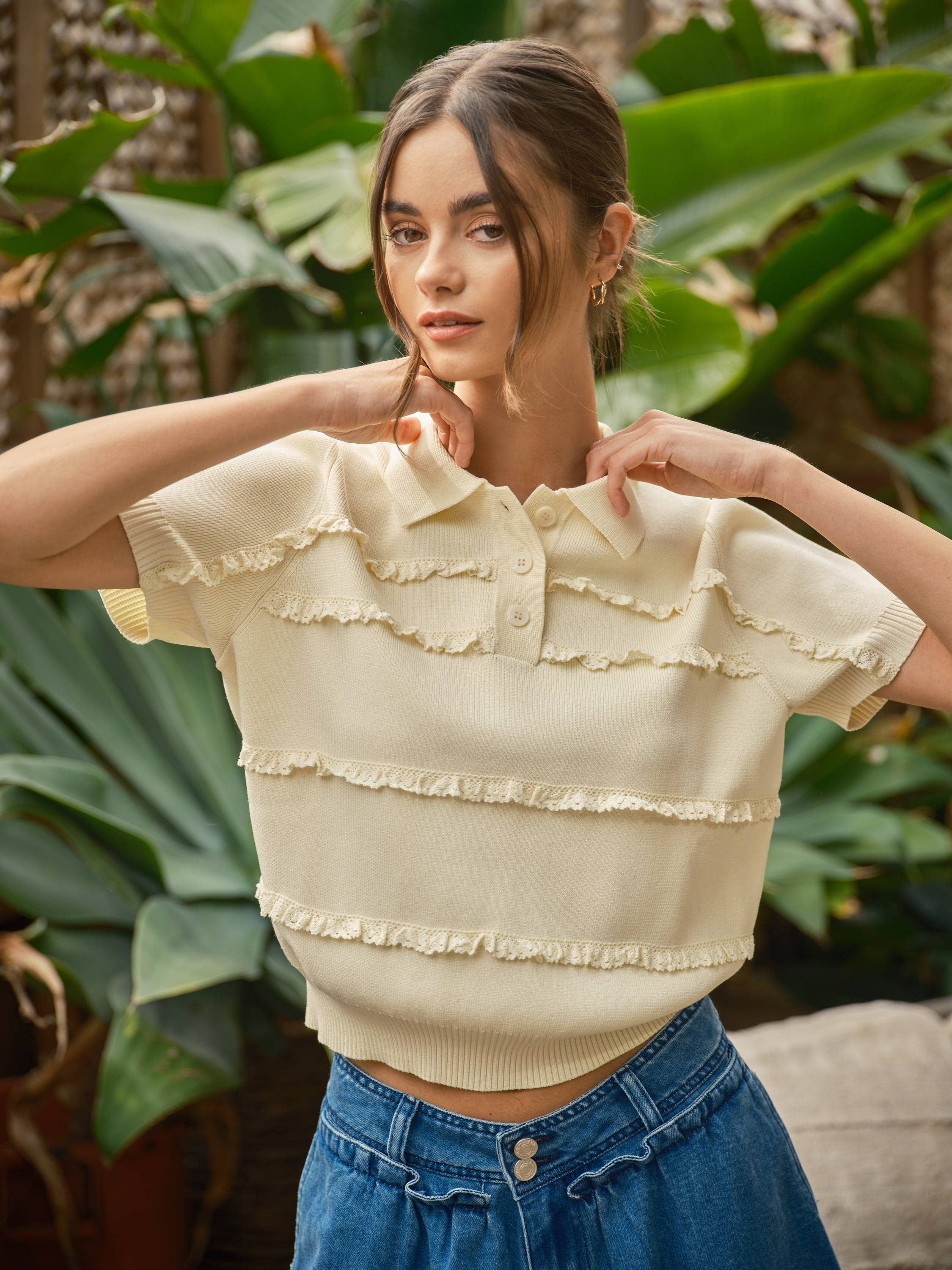 AJT5687 POLO LACE DETAIL SWEATER TOP: OFF WHITE / L