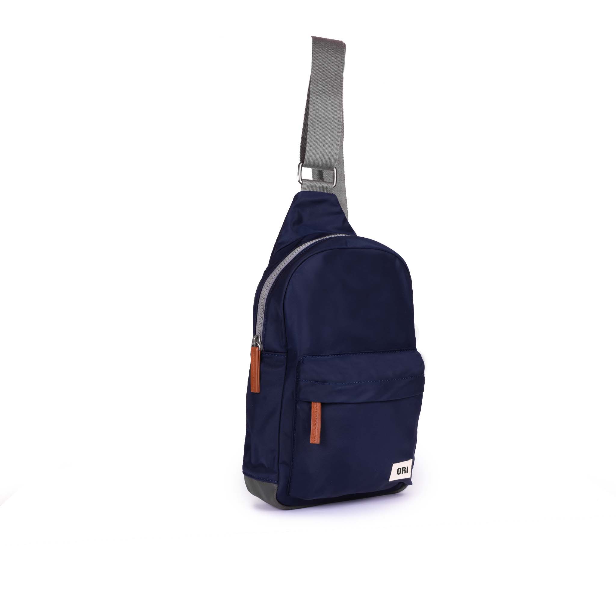 Willesden Sling Bag in Midnight Nylon: Large