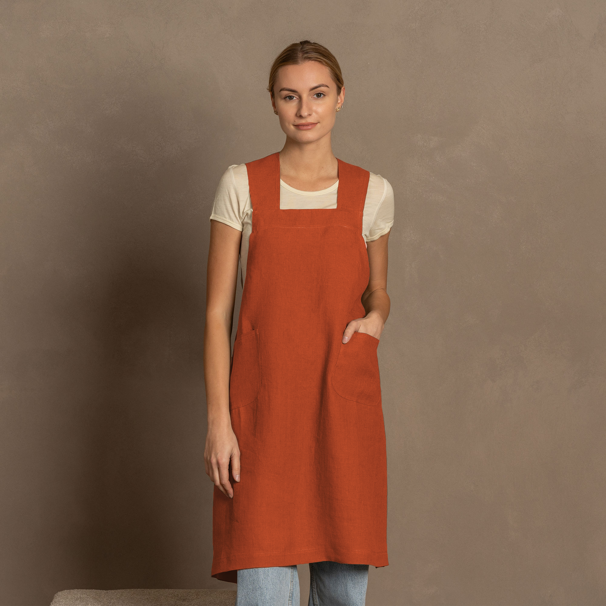 Linen Cross-Back Apron: Shadow Purple / L/XL
