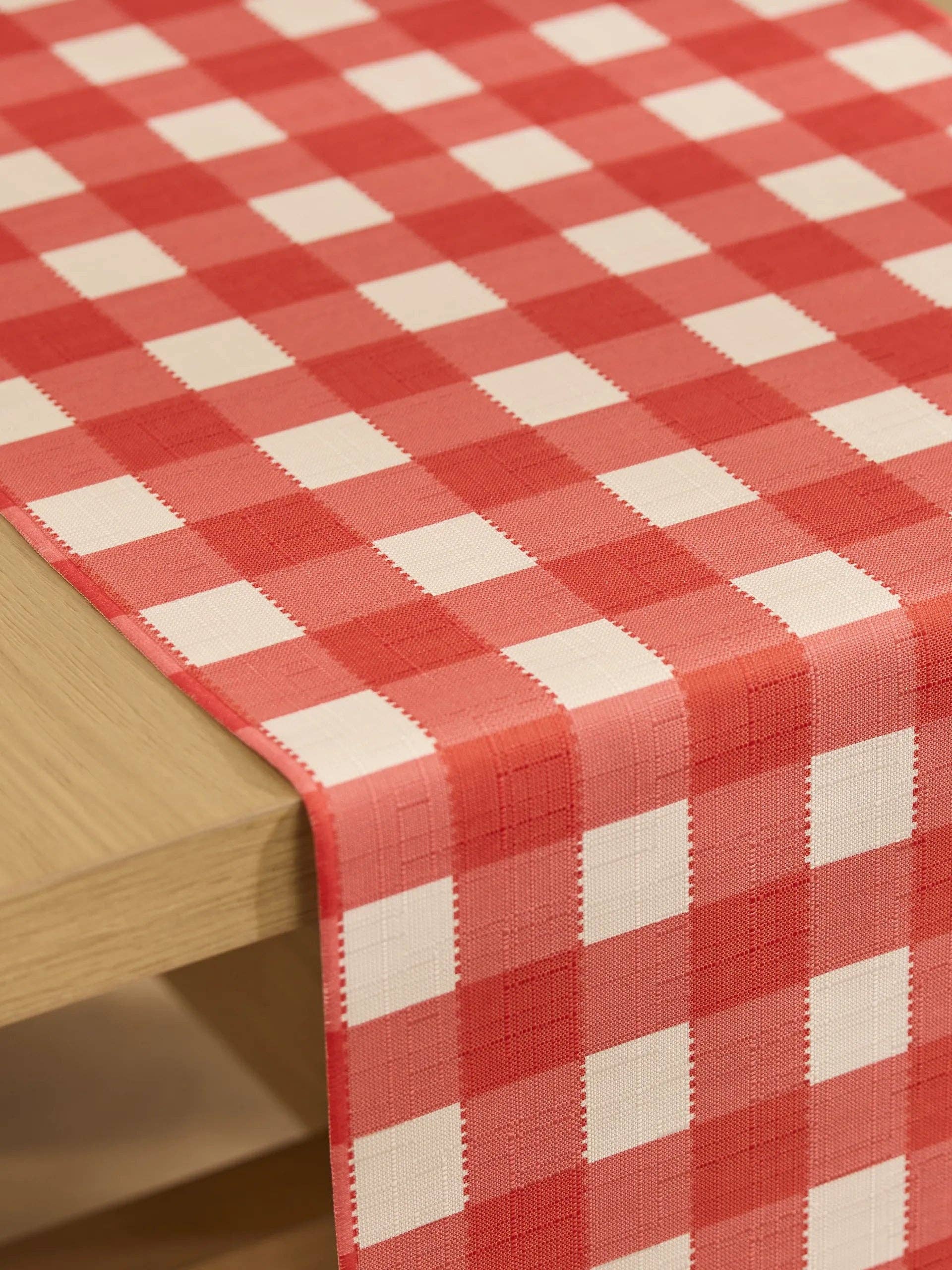 Ripe Tomato Gingham Table Runner: Small - 16" x 60"