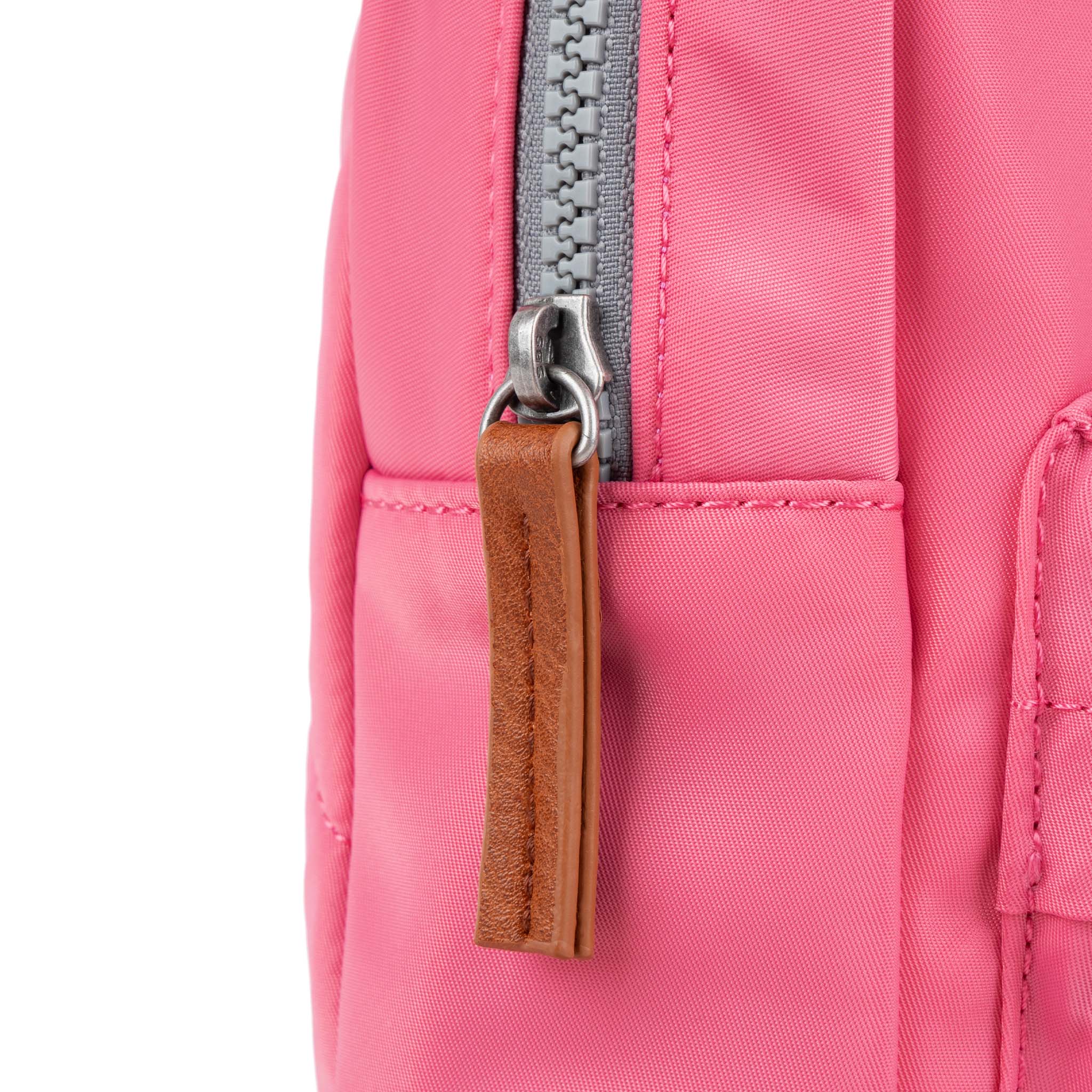 Willesden Sling Bag in Baroque Nylon