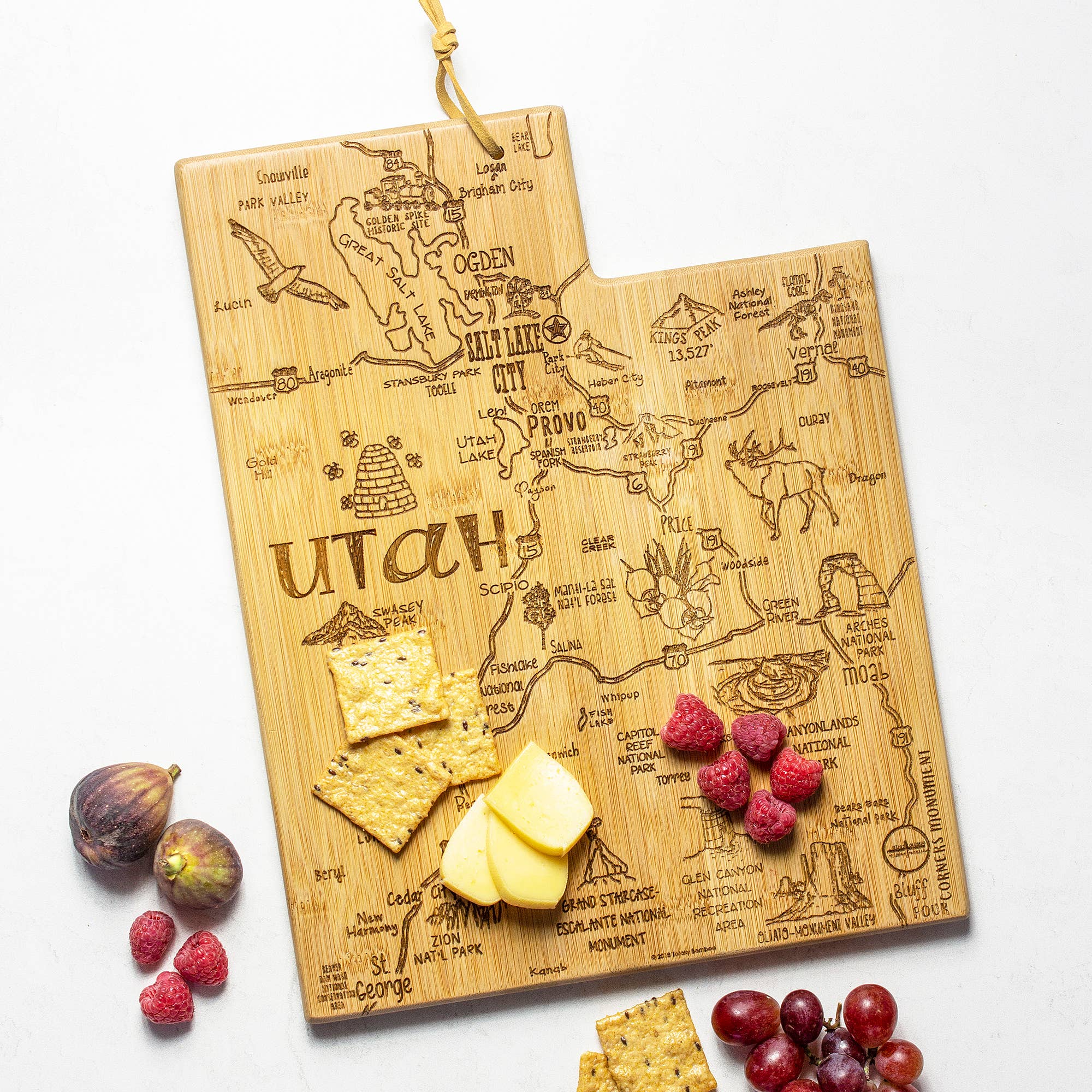 Destination Utah Cutting Board with Engraved Artwork