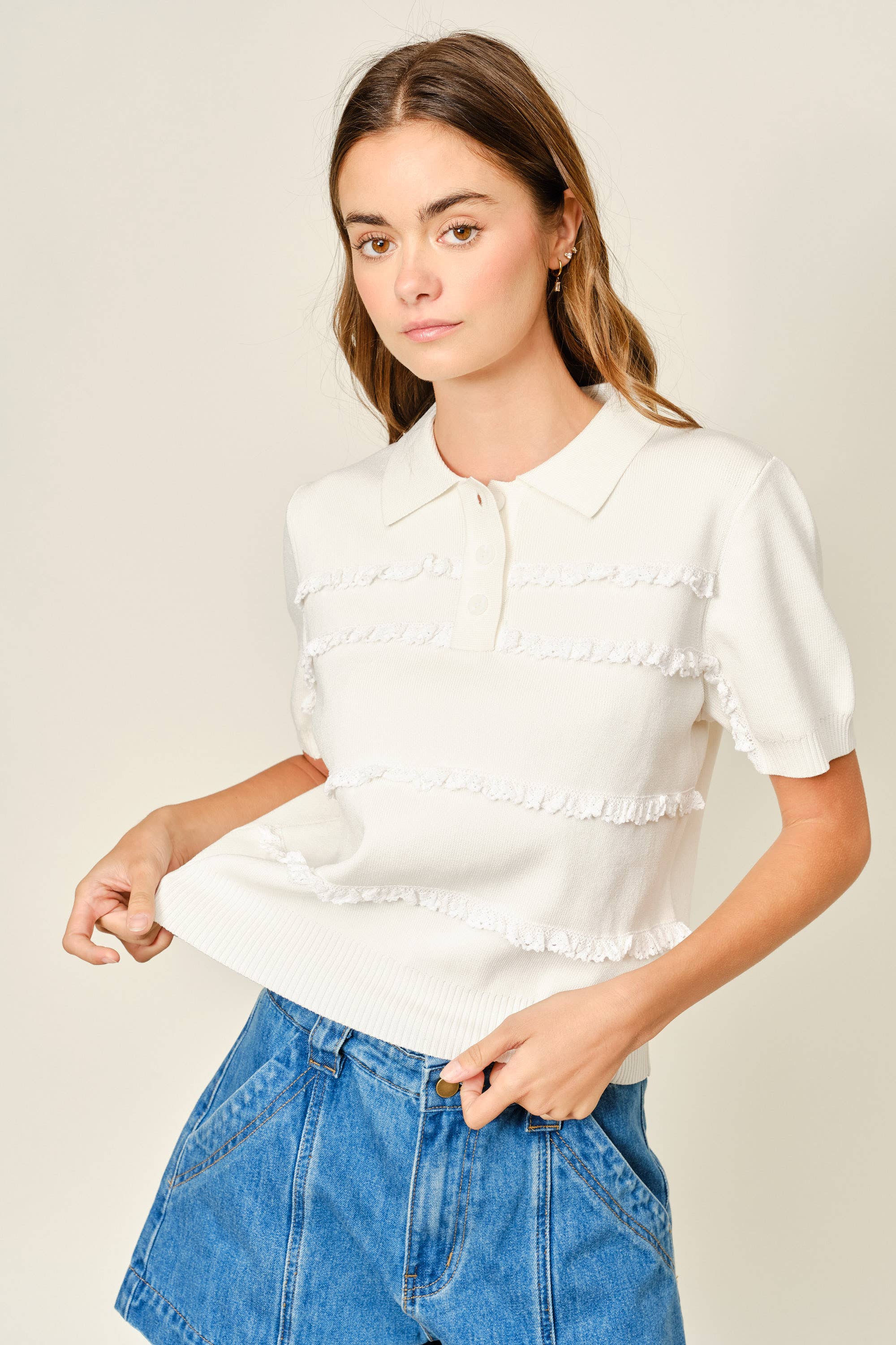 AJT5687 POLO LACE DETAIL SWEATER TOP: OFF WHITE / L