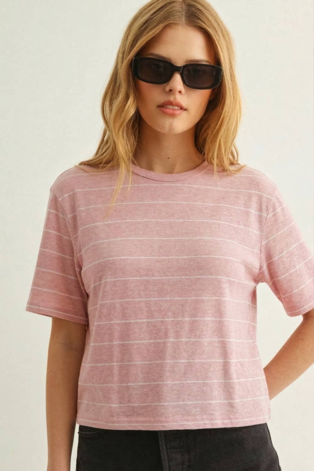 ET6395   STRIPE COTTON LINEN TOP: WHITE/BLACK / L