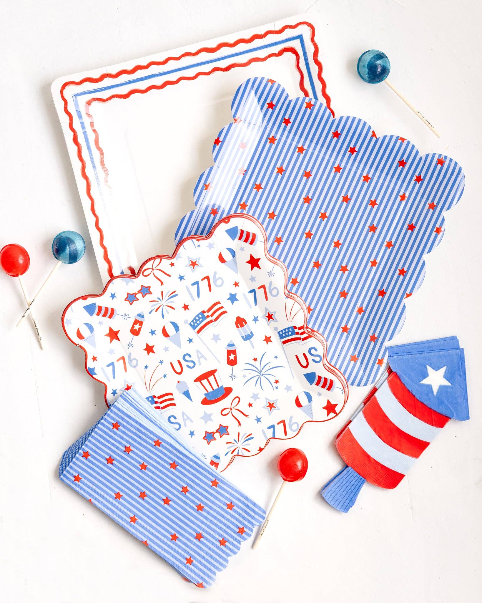 USA1242 - Stripes and Stars Paper Plate - 10"